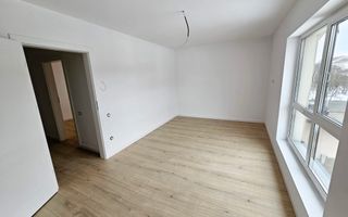 1/2 Duplex finisat 90%, 4 camere, 317 mp teren, zona Centru - Poză 16