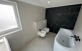 Casa individuala. Disponibila imediat. 4 dormitoare - Poză 21