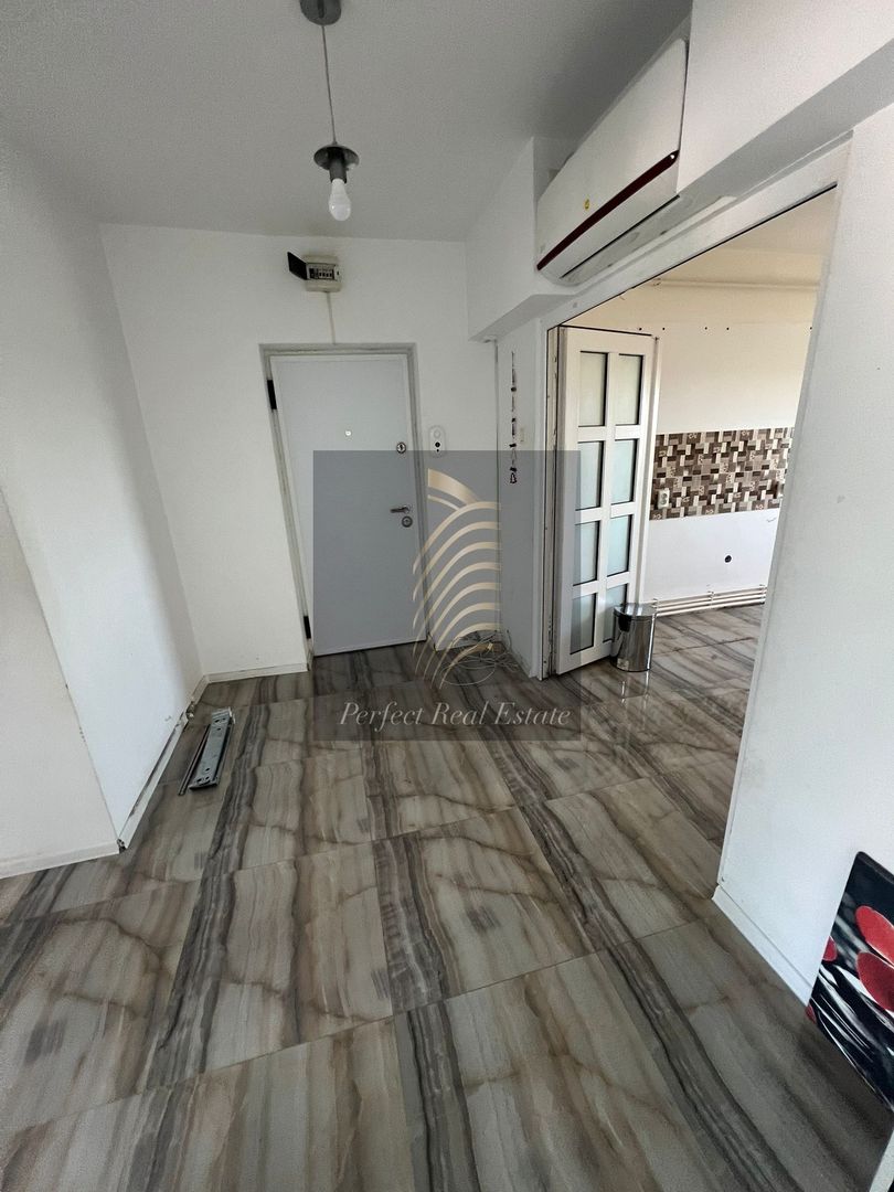 Apartament 3 camere decomandat de închiriat – Piața Tomis - Poză 2