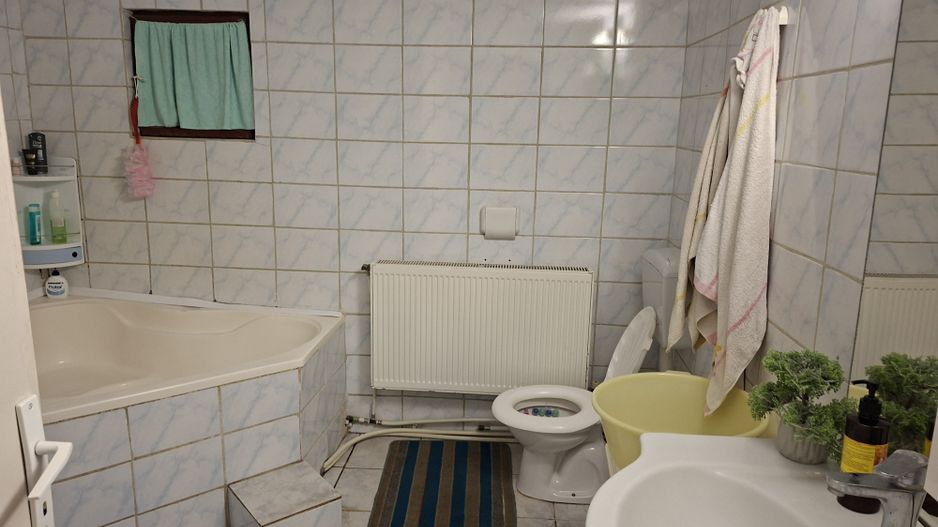 BRASADAS vinde casa 4 cam teren 1400mp zona BOTIZULUI. - Poză 9