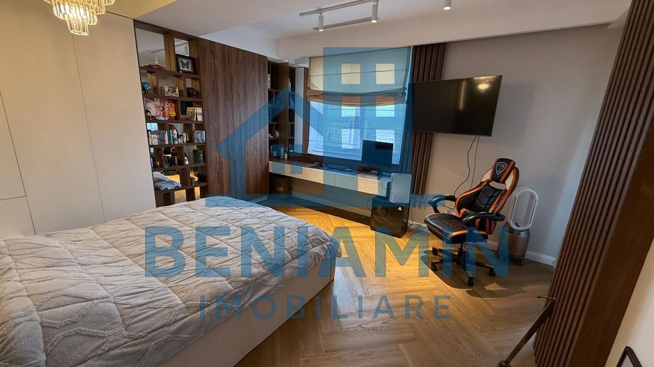 Penthouse cu piscina la etajul 11-Mobilat Lux-300mp-parcare-lift - Poză 5