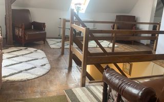 Casă în centrul Cisnădioarei cu 243mp de locuit și teren de 936mp - Poză 5