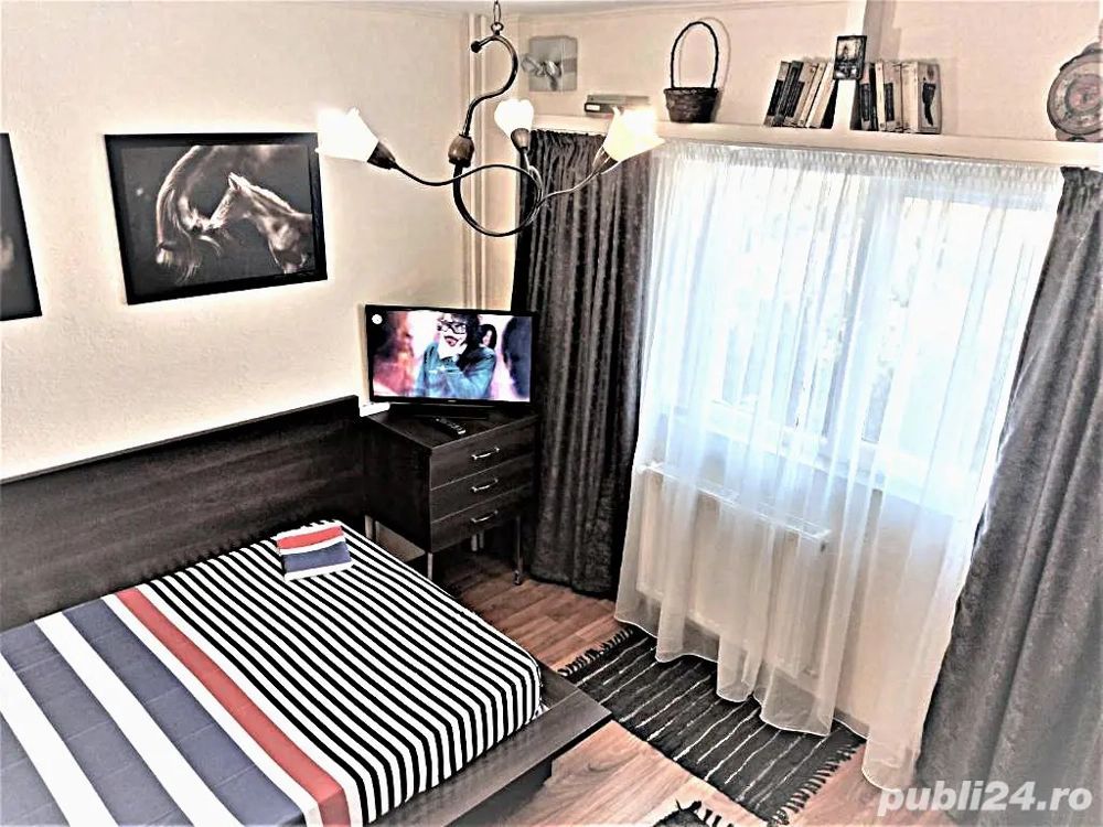 Proprietar inchiriez apartament 2 camere decomandat - Poză 4