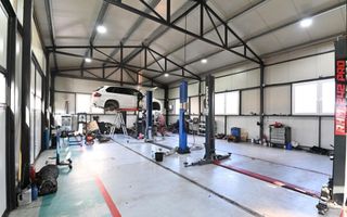 De vanzare proprietate Podari – 2 hale industriale + casa și spatiu recreativ - Poză 1