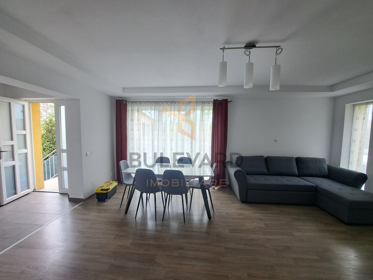 Casa 5 camere, 150 mp utili, 300 mp teren, garaj, cartier Dambul Rotund! - Poză 3