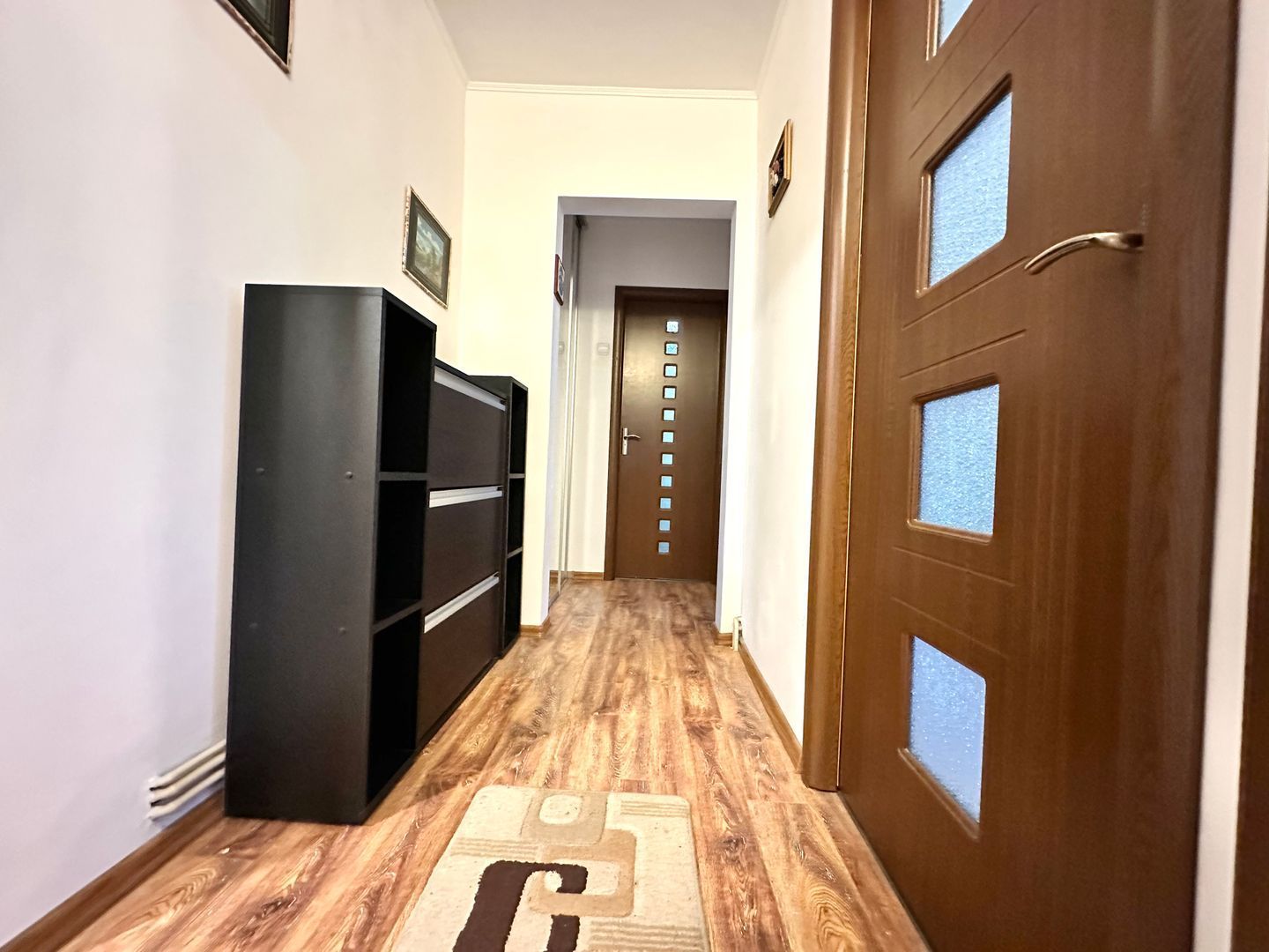 Apartament 3 camere zona Tractoru cu loc de parcare si boxa - Poză 14