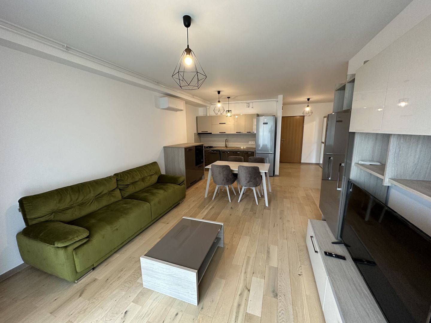 Apartament bloc nou 3 camere - parcare subterana - Poză 5