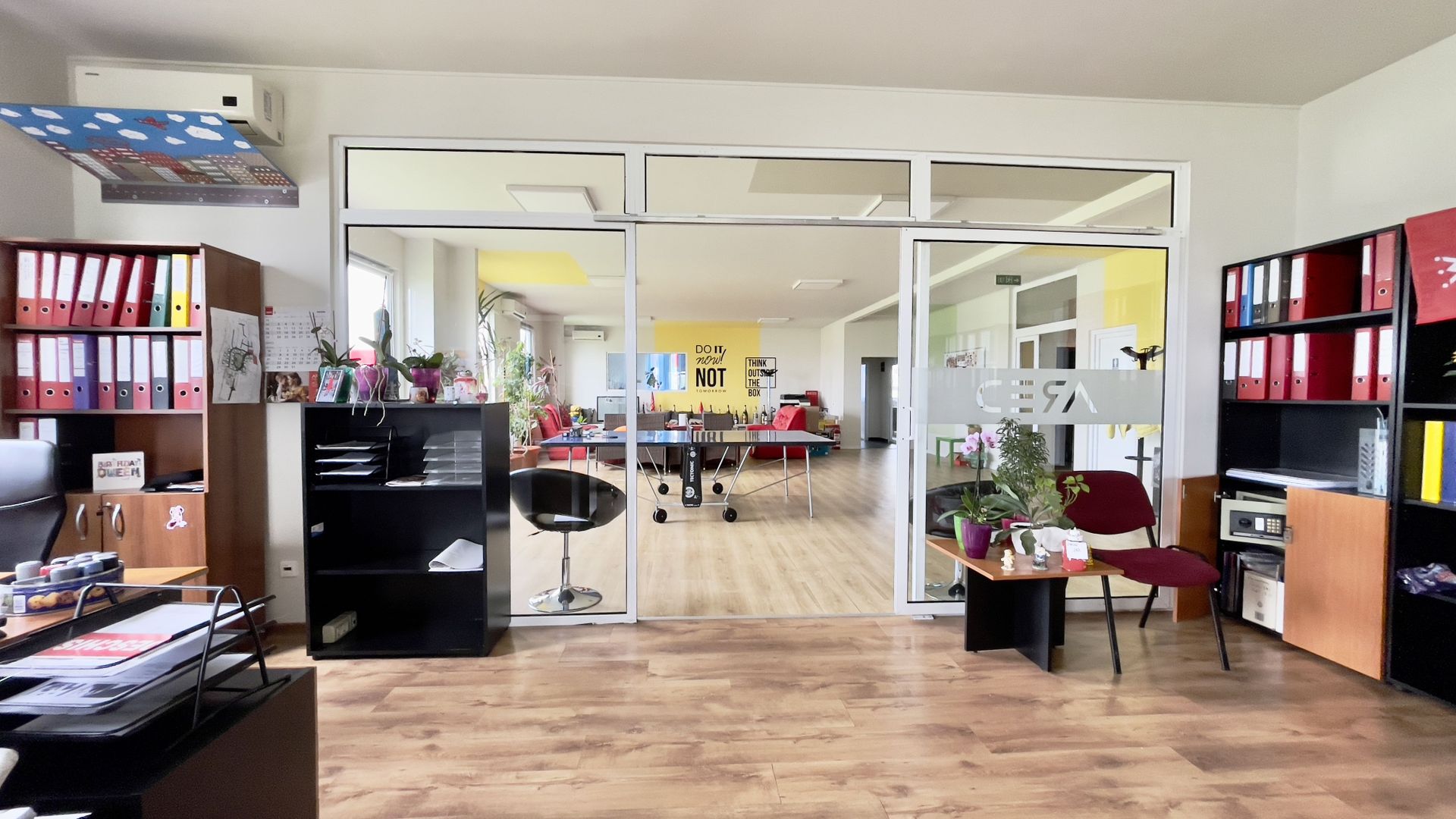 Clădire de birouri cu 12 parcări în incintă privată, UTA2, Arad - Poză 11