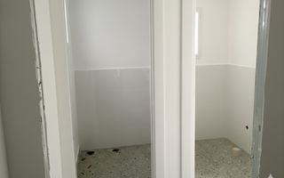 DE INCHIRIAT - spatiu comercial INTERSECTIE PIATA SUDULUi - Poză 15