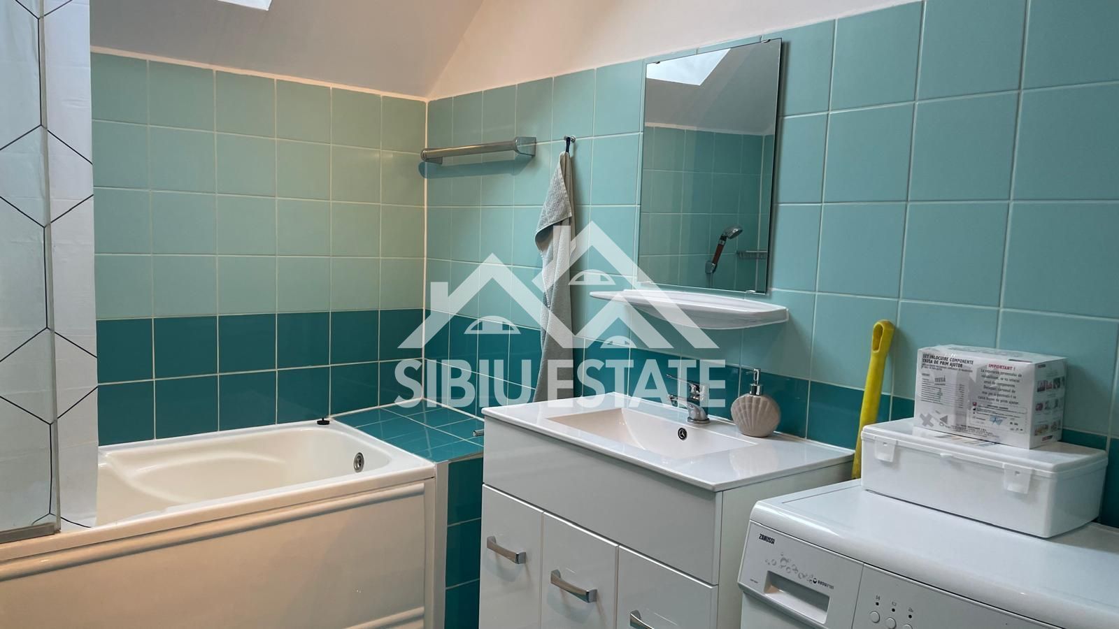 Apartament 2 camere la casă cu pod+curte in  Șelimbăr-Zona Brana - Poză 7