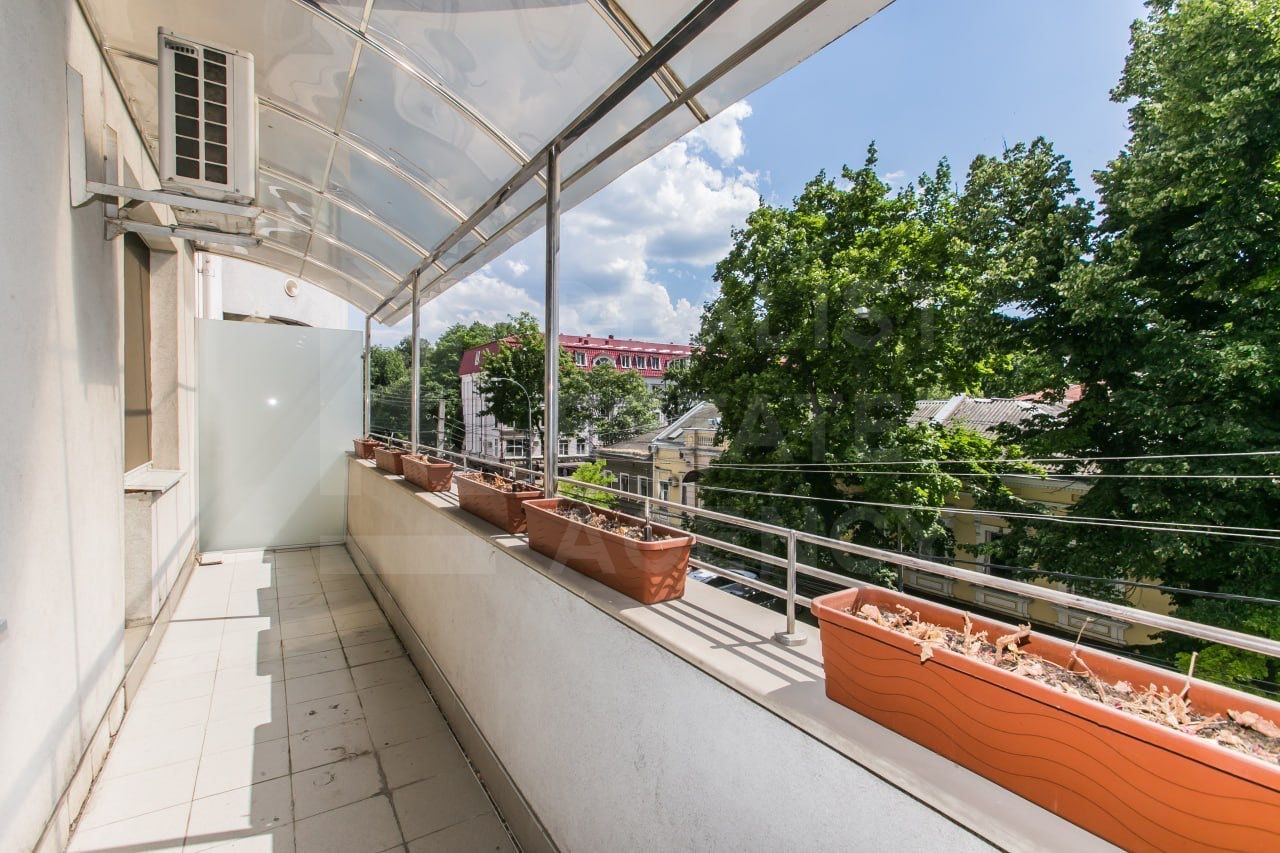 Chirie, apartament, 3 camere, Strada Sfatul Ţării, Centru - Poză 19