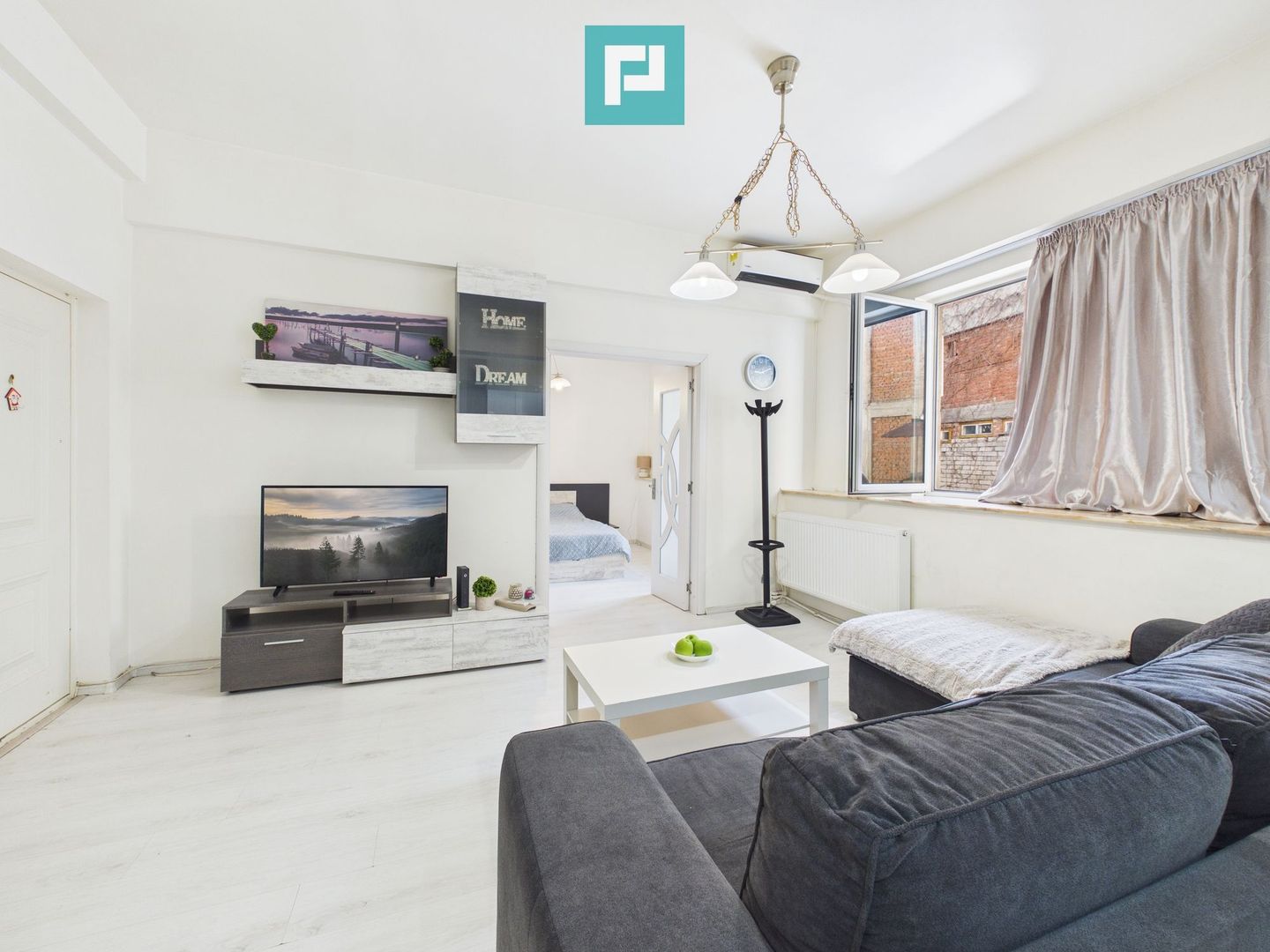 Apartament modern cu 2 camere – Piața Romană - Poză 1