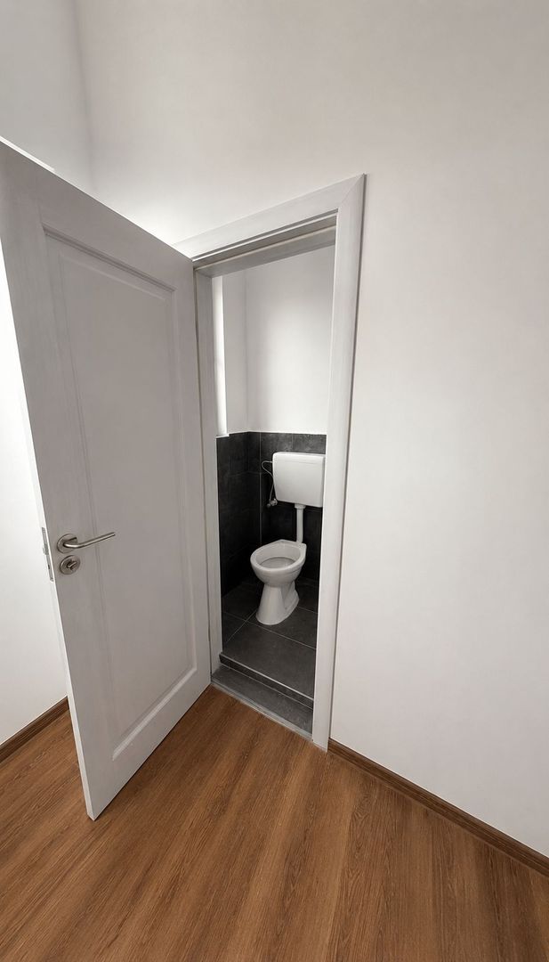 COMISION 0%, Spatiu de Birou 28 mp, SAD, Camera + Baie, Zona Mehala - Poză 3