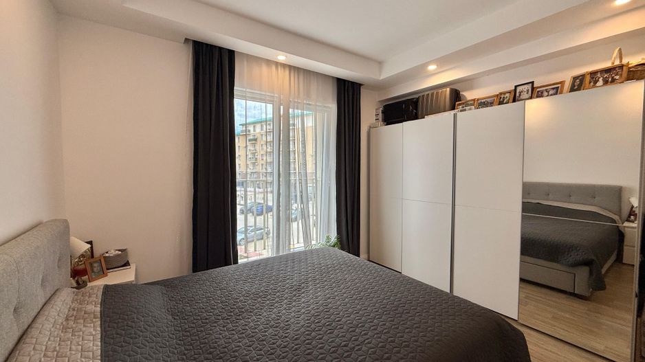 COSMOPOLIS - Apartament cu 2 camere si parcare, mobilat si utilat. - Poză 5