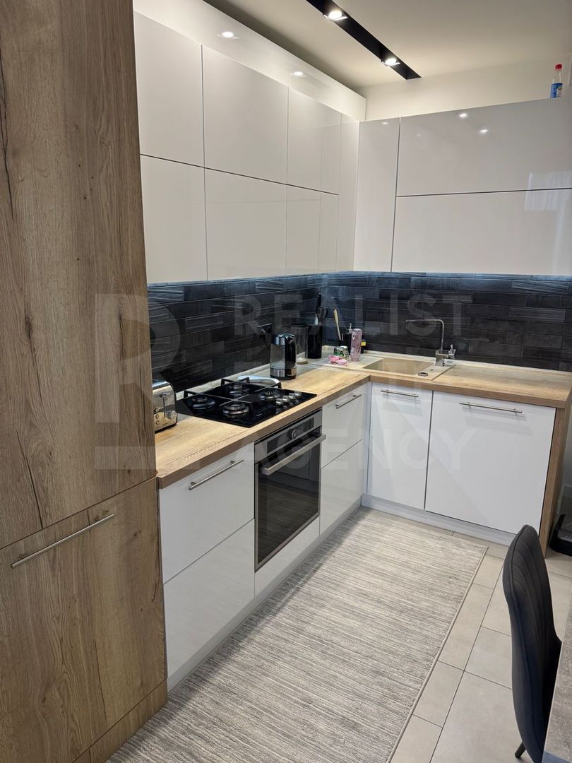 Chirie, apartament, 2 camere, strada Alba Iulia, Buiucani - Poză 1