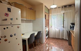 Apartament cu 4 camere, 3 balcoane si boxa proprie pe Calea Aradului - Poză 9