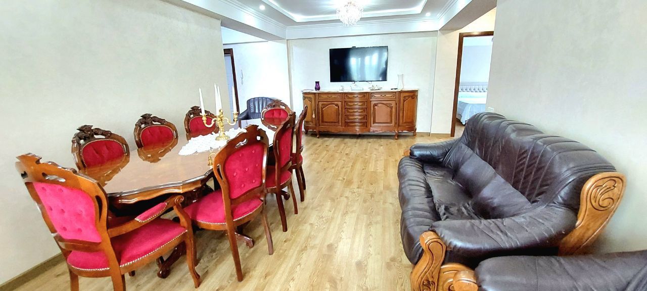 CHIRIE !! Apartament cu 2 camere, 95 m², Buiucani, Chișinău!! - Poză 2
