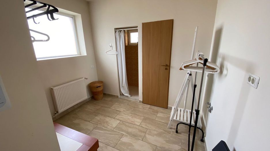 Casa In Dumbravita pretabila birouri sau alte activitati - Poză 6