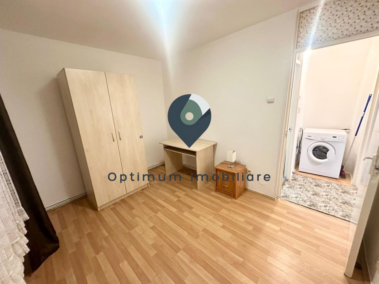 Apartament cu 3 camere, etaj 1/4 in Grigorescu, zona str. Hateg ! - Poză 2