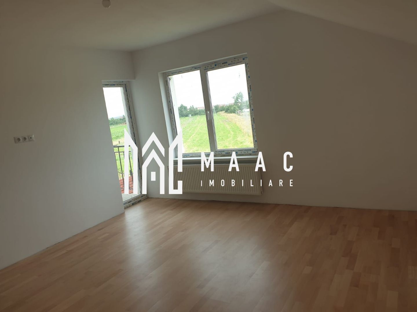 Casă Nouă Modernă I Utilități Complete I Șura Mică - Poză 9