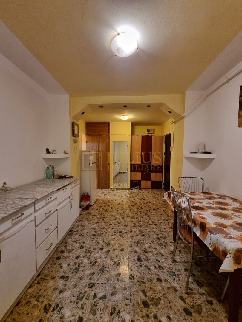 centrală proprie, aer conditionat, zonă liniștită, apartament spațios - Poză 7