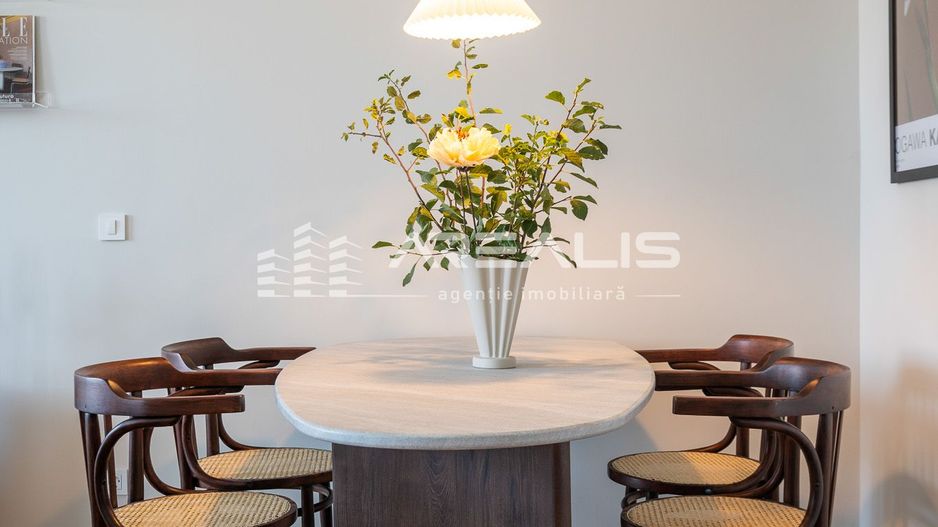 VÂNDUT!!! Apartament splendid in centrul Aradului - Poză 2