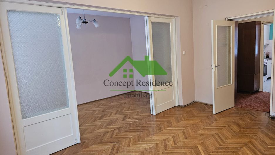 Apartament 4 camere +garaj– decomandat – str. Ioan Slavici, et.1 - Poză 3