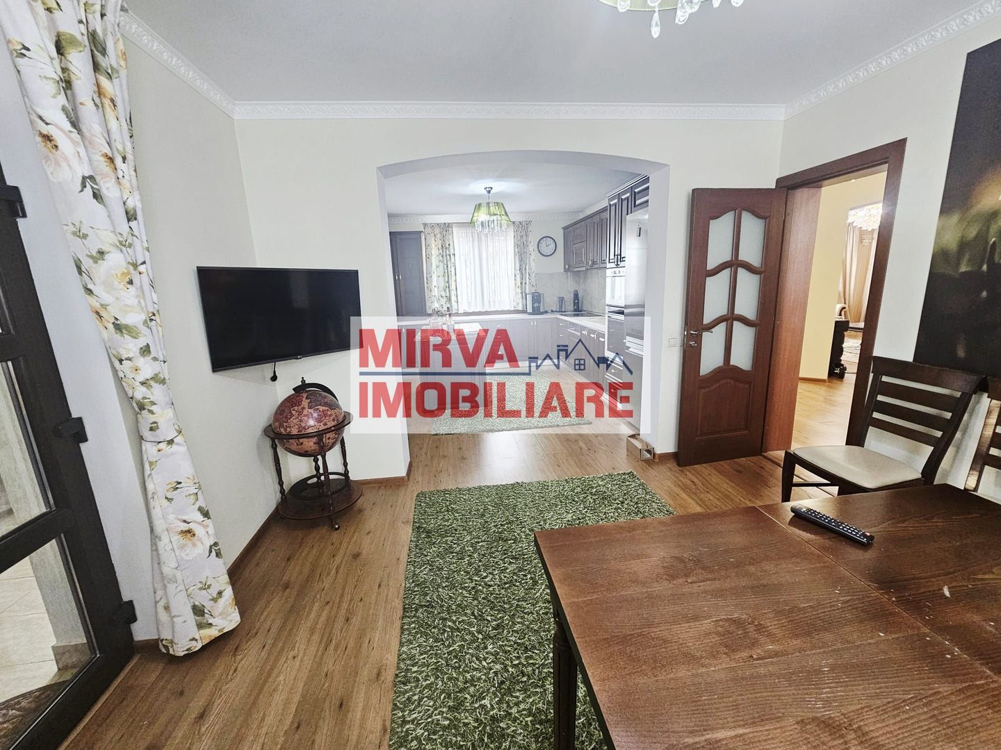 Vilă spațioasă Strejnicu S+P+1E+M, 8 camere, garaj, teren 595 mp - Poză 33