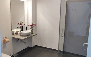 Pensiune 600 mp an 2023 si casa 130 mp teren 4600 mp zona V. Avrigului - Poză 6