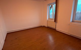 Apartament 2 camere ideal pentru investitie - Poză 3