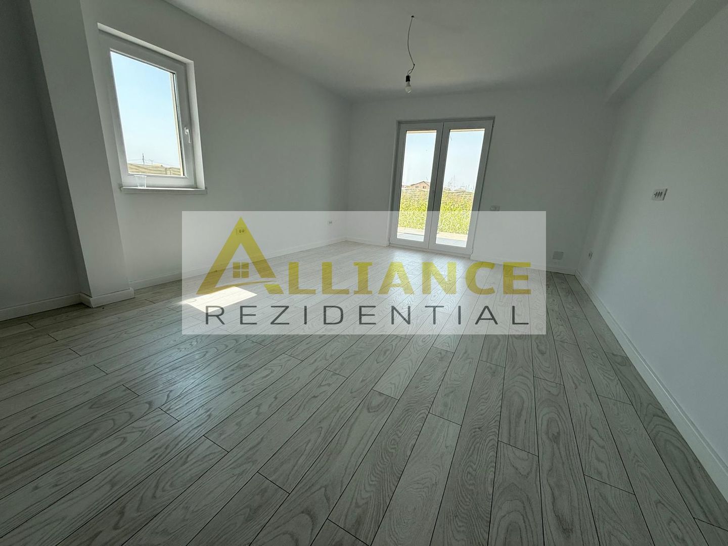 Casa individuala P+1E || 4 camere 2 bai  || 247 mp teren || - Poză 12