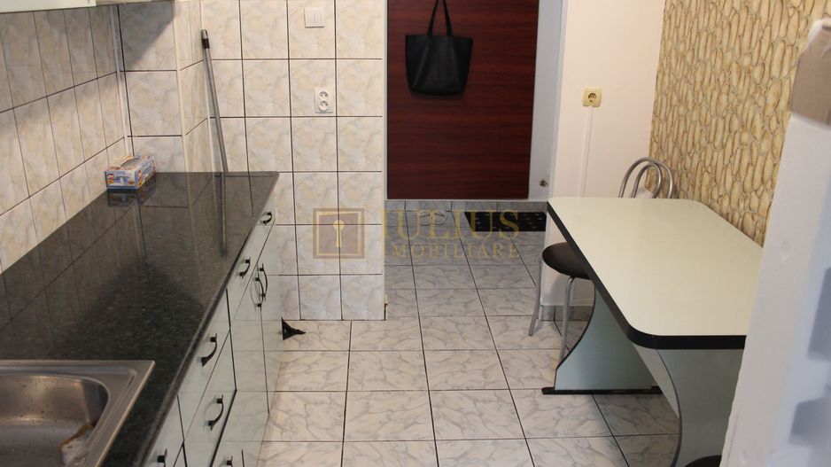 Lipovei, 3 dormitoare, centrala proprie, bucatarie inchisa, garaj inclus! - Poză 5