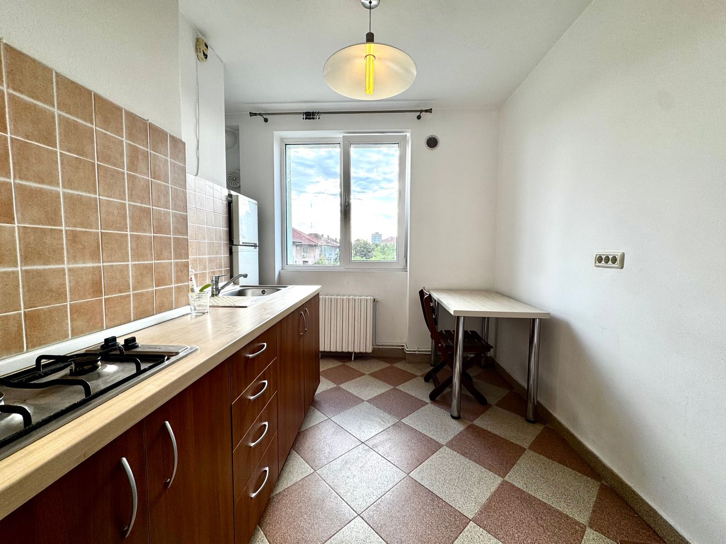 Apartament 2 camere, primitor, in zona Centrala-Universitate - Poză 6