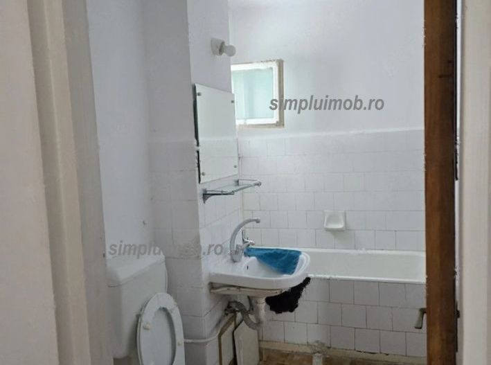 Proprietar, vand ap. 3 camere semidecomandat, Gorjului, et. 3 9 - Poză 4