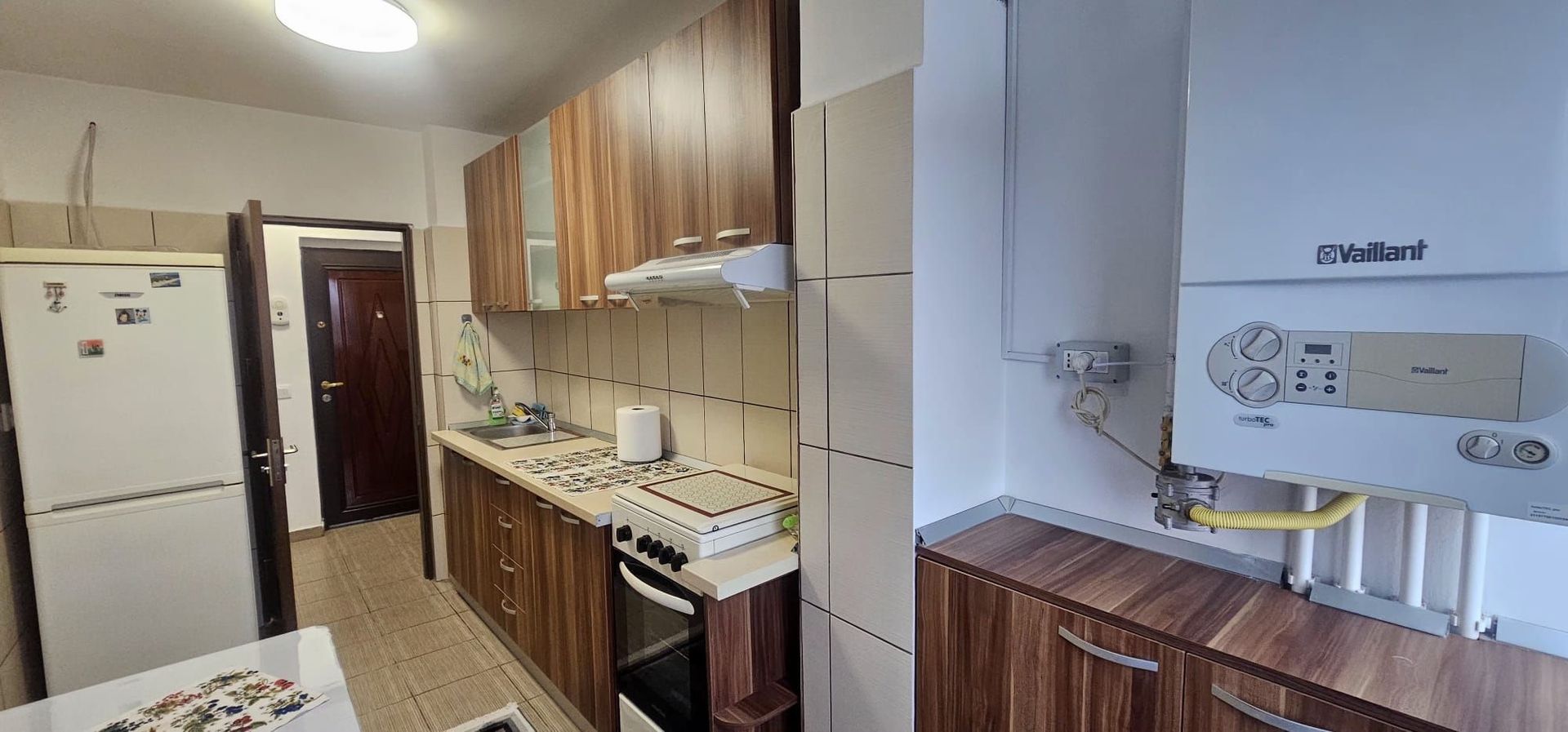 Apartament 2 camere renovat, mobilat, zona Cosbuc – Tribunal, etaj 6 - Poză 5