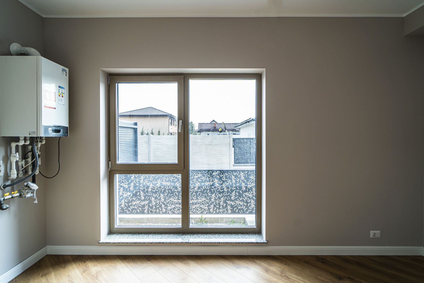 Casa individuala 5 camere / Finisaje Deosebite / Otopeni / Mutare Imediata - Poză 8
