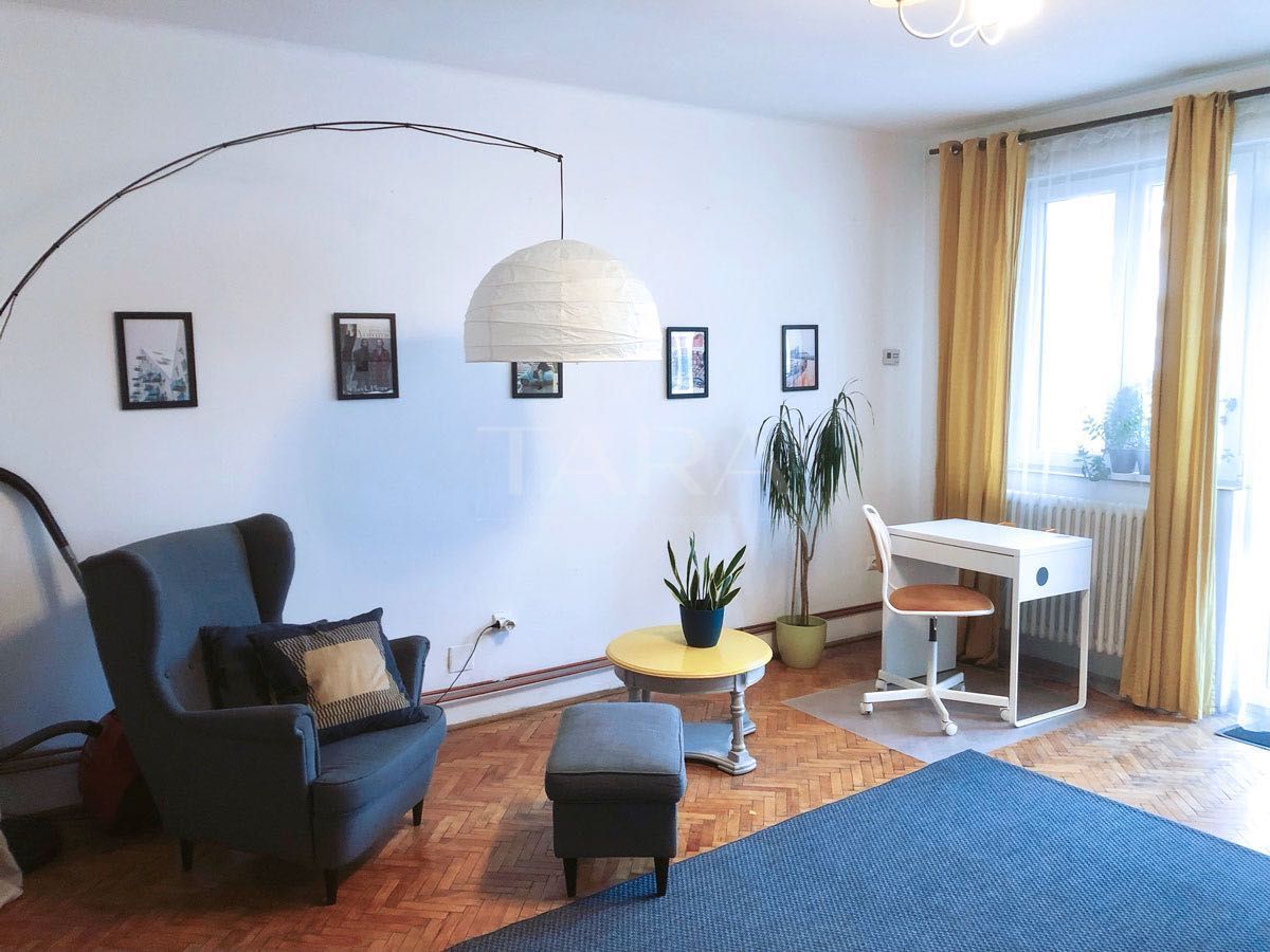 Apartament 1 cameră, nișă de dormit, renovat, Facultatea de Litere. - Poză 1