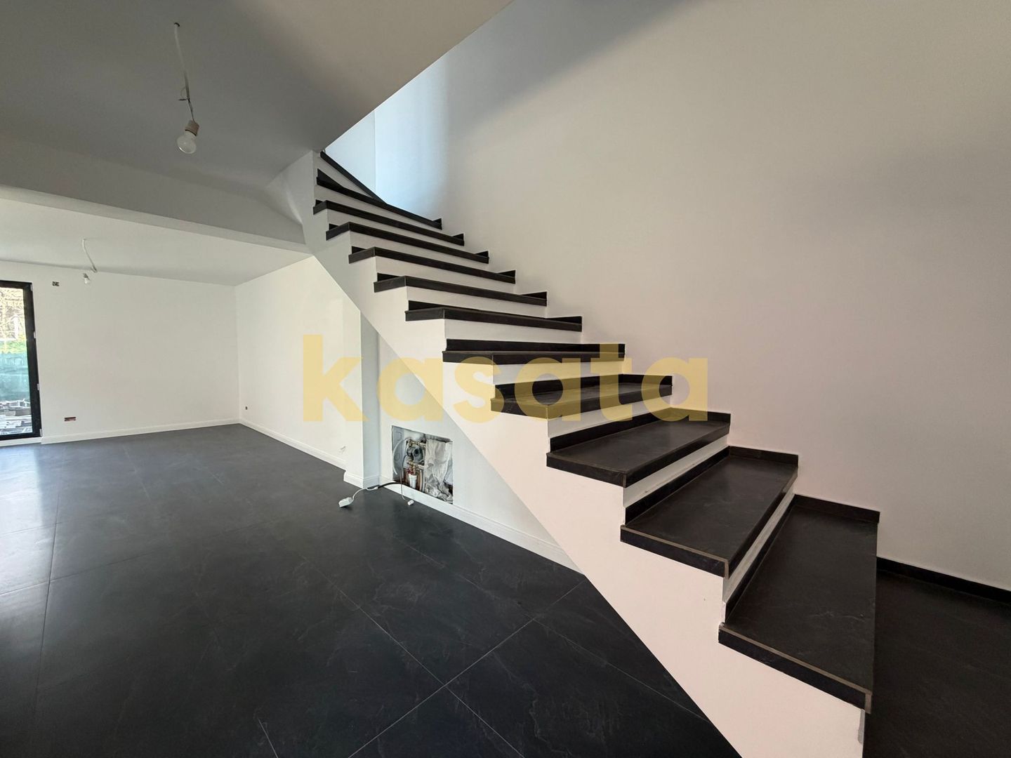 OPORTUNITATE|BUCUREȘTII NOI|CASĂ CONFORTABILĂ PENTRU FAMILIA TA! - Poză 3