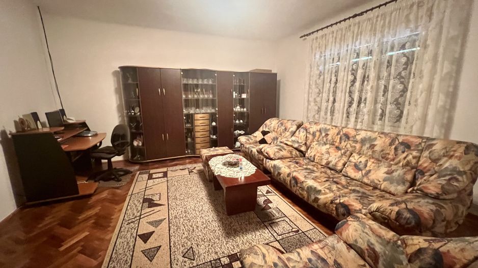 CASA CU TEREN GENEROS- 1.593 MP - Poză 7