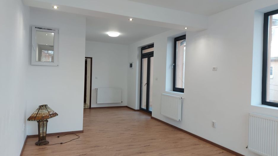 Casa de inchirat Blv Decebal Piata Alba Iulia Mall Vitan construcţie 2023 - Poză 15