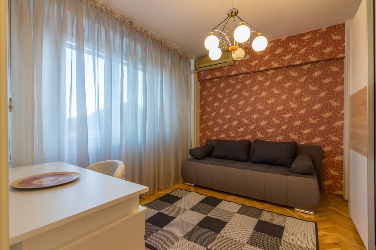 4 Camere de inchiriat, zona Libertății-vedere CASA POPORULUI - Poză 9