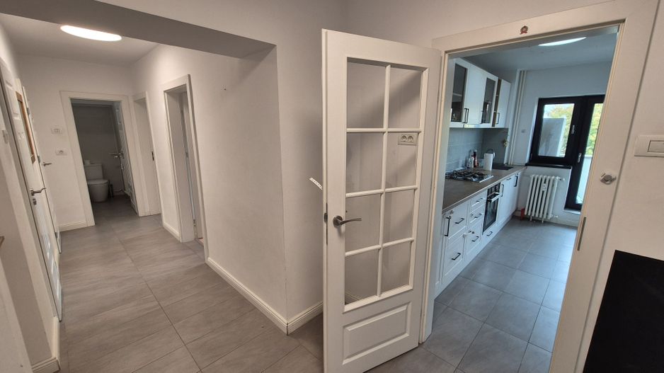 Apartament cu 3 camere 90,11 mp, bloc 1996 - Unirii - Poză 6