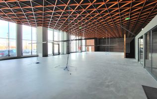 Spatiu  comercial - Showroom - 780 mp #plus-imo.ro