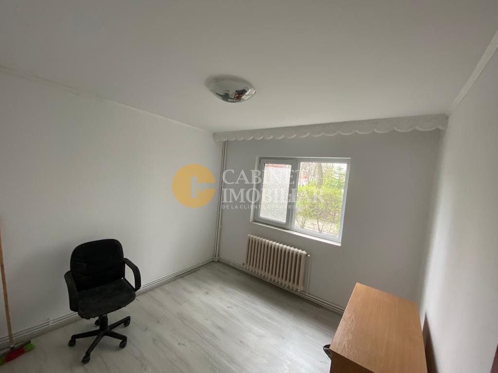 Apartament 2 camere,renovat, zona Dacia - Pasaj Octav Bancila - Poză 3