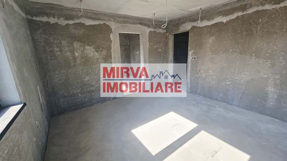 🏡 Vilă luminoasă, 4 camere, cu teren generos – Com. Plopu - Poză 37
