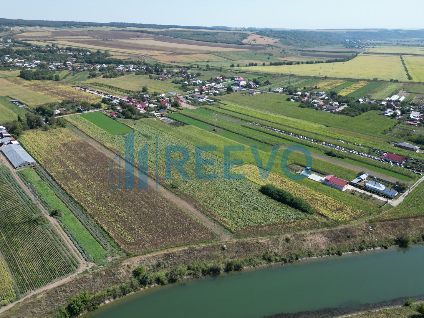 Teren intravilan în Racova - Poză 2