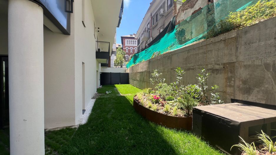 Apartament 2 Camere Premium | Curte 130 mp | Zona Centrală - Poză 1