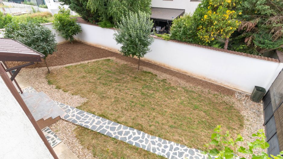 Vila spatioasa de vanzare in Pantelimon zona Padurea Cernica - Mierlei - Poză 36
