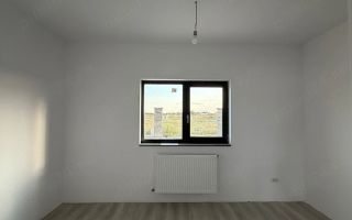 Duplex 81 mp cu 4 camere in Mosnita Veche - Poză 2