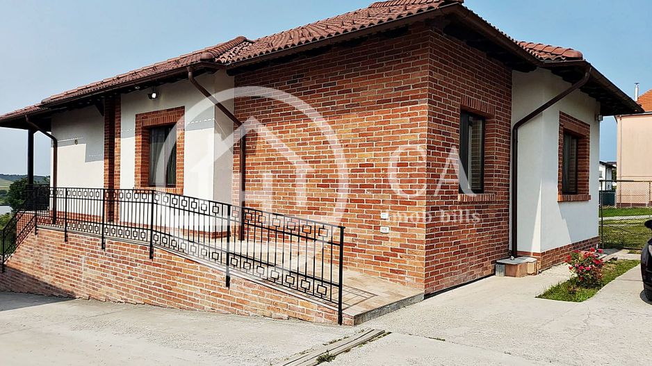 Casă de vânzare cu 5 camere în zona de Dealuri, Oradea - Poză 16